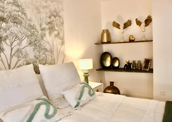 Golden Angel Carcasona